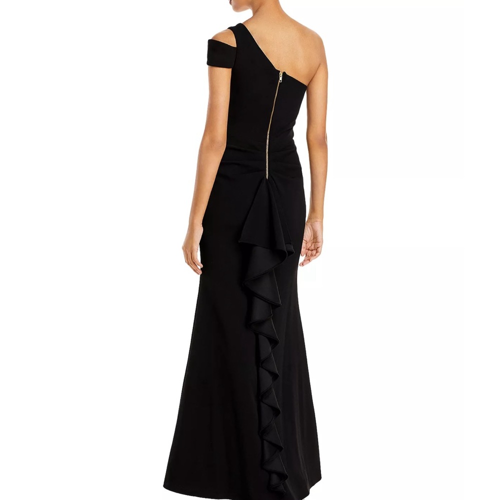AQUA One-Shoulder Ruffled Gown - Picture 4 of 13
